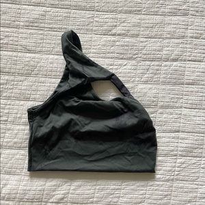 alphalete sports bra